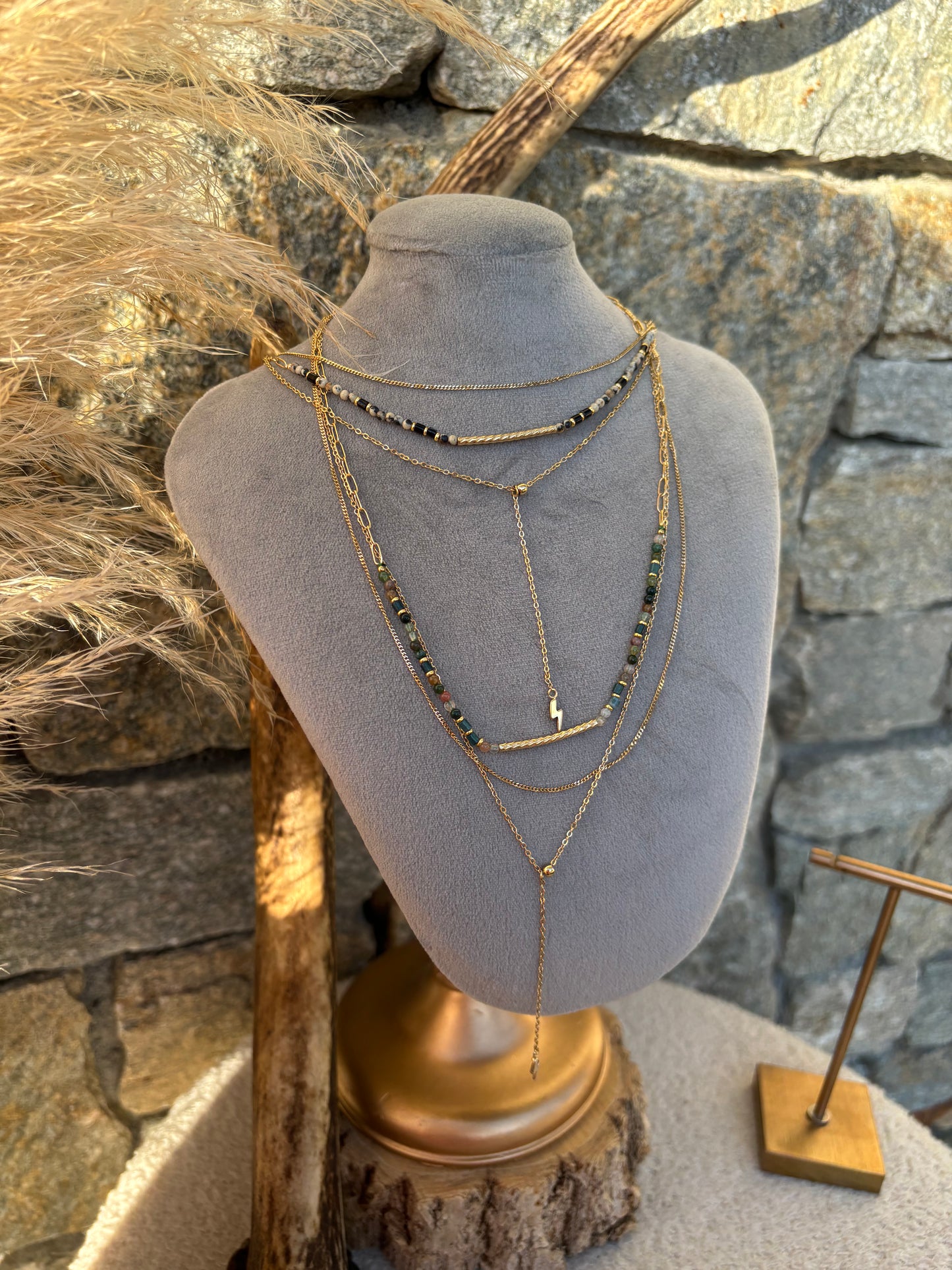 Collier multi-rangs