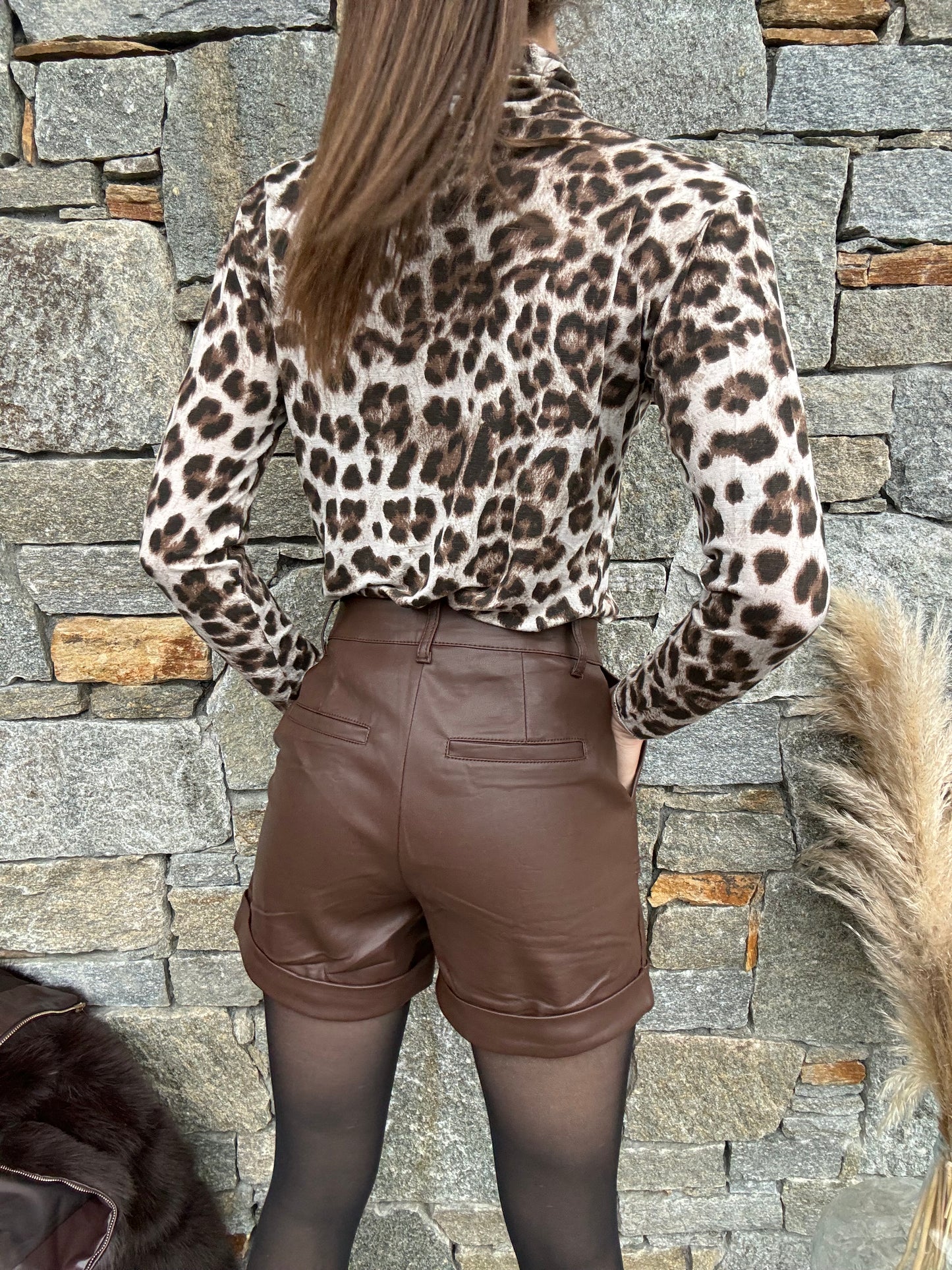 Short MASSIMO