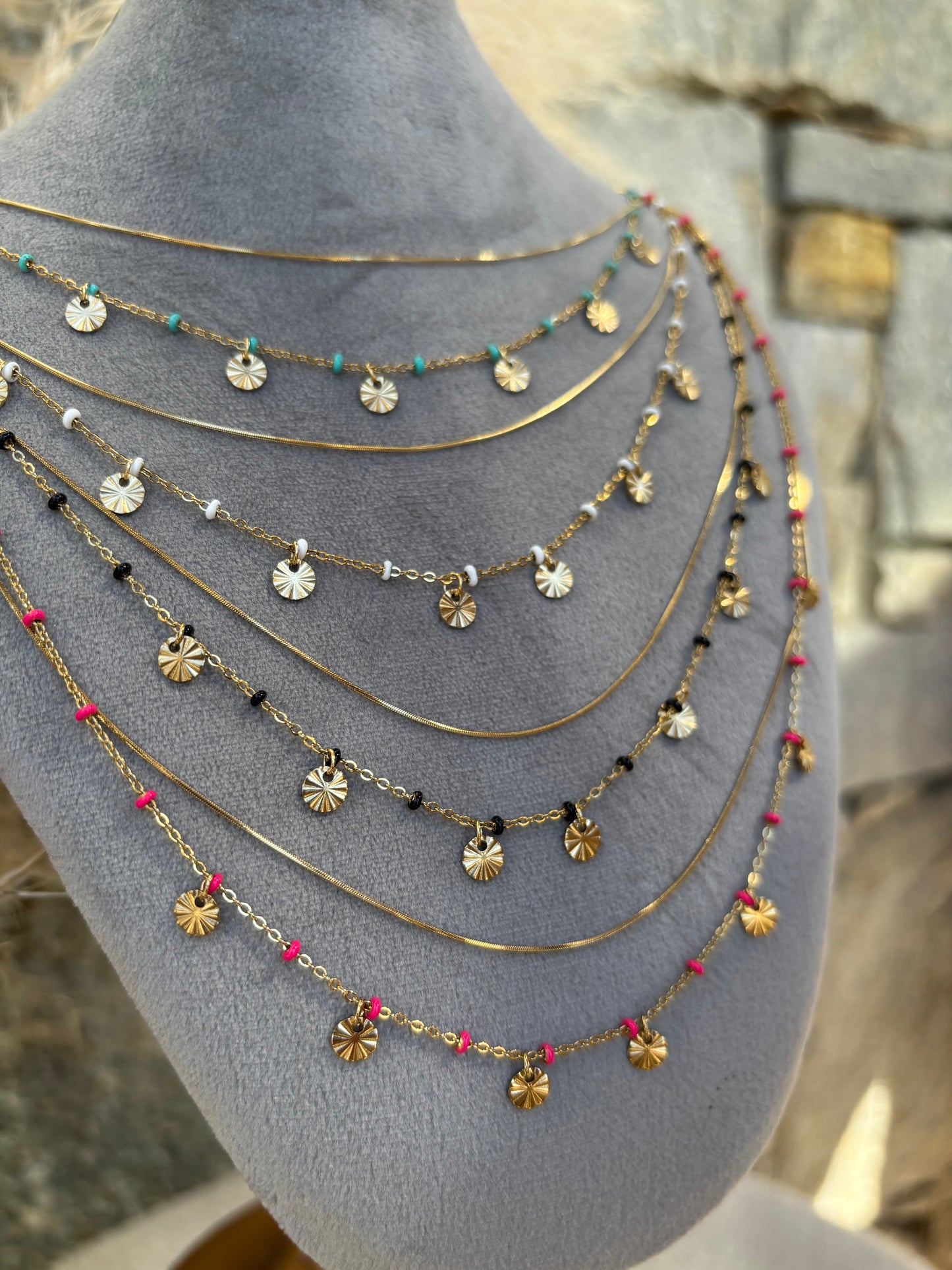 Collier multi-rangs