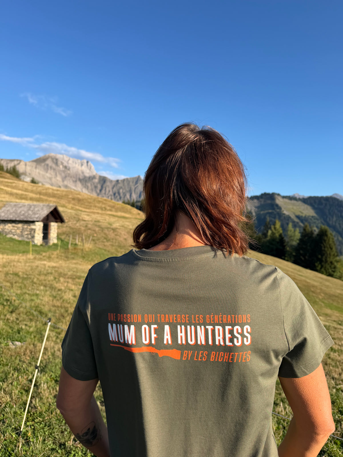 Tee-Shirt MUM OF A HUNTRESS