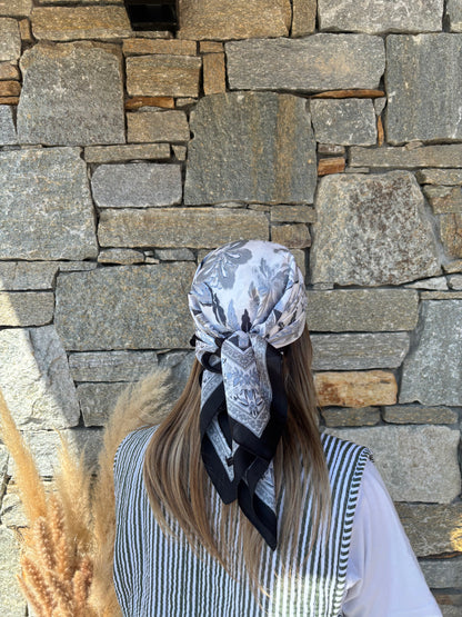 Carré de soie FLEUR