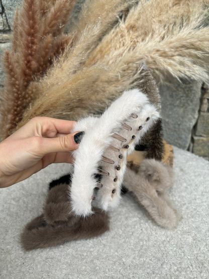 Pince à cheveux moumoute