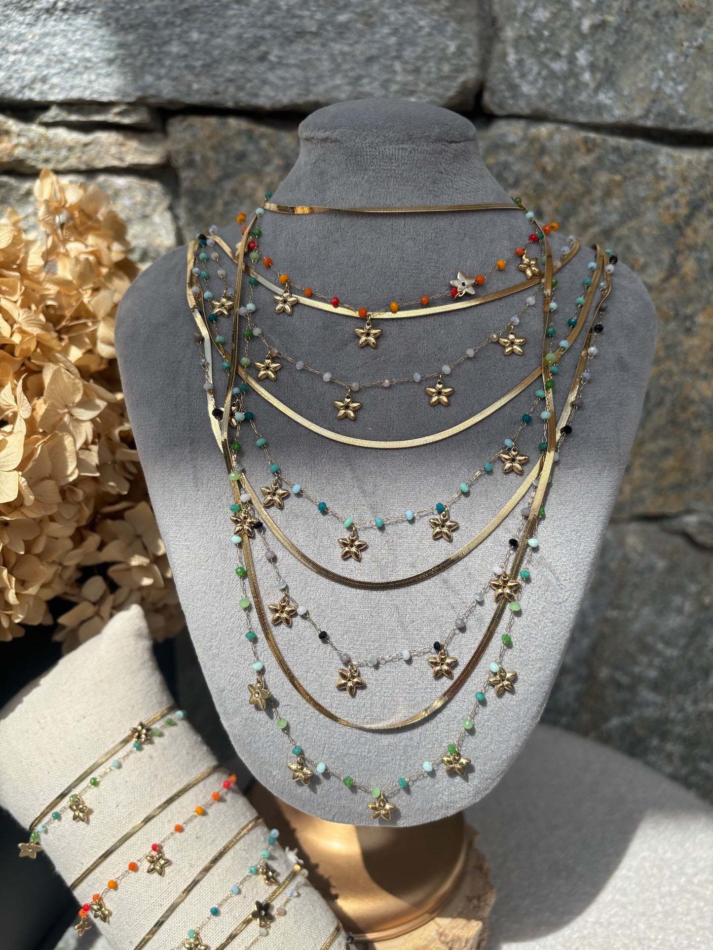 Collier multi-rangs