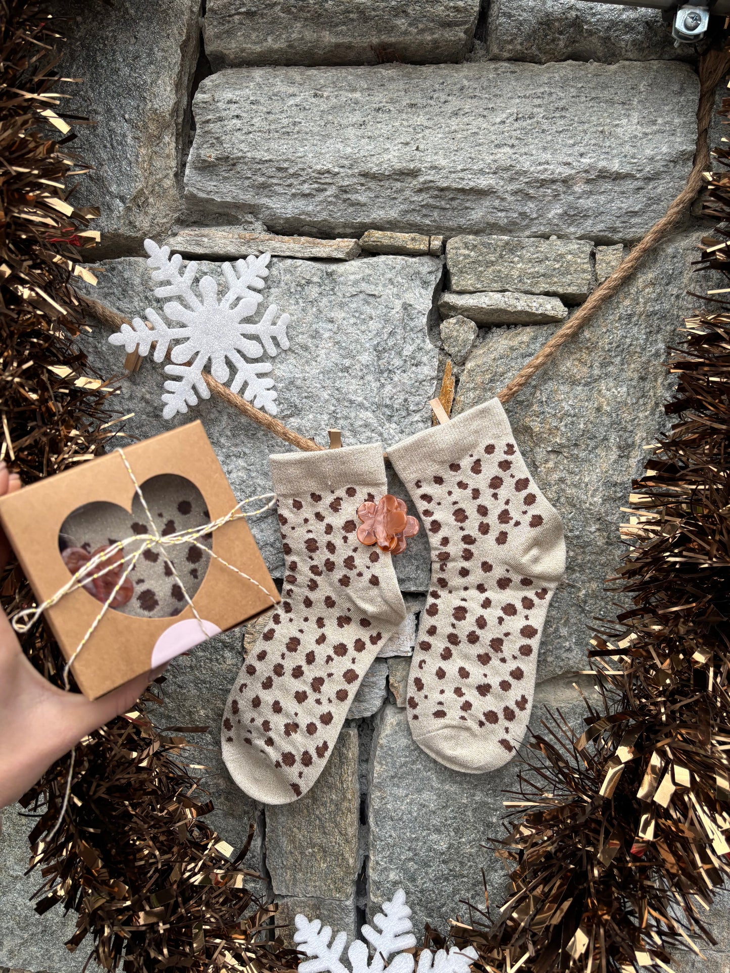 Coffret CHAUSSETTES LÉOPARD ET SA PINCE