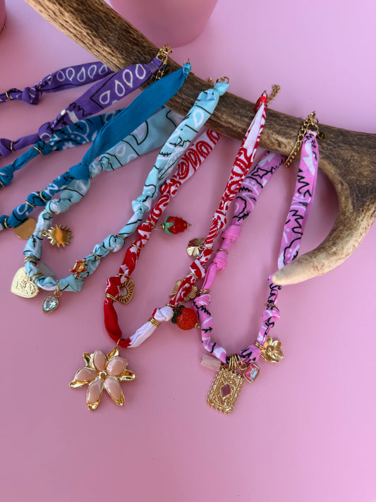 Collier BANDANA