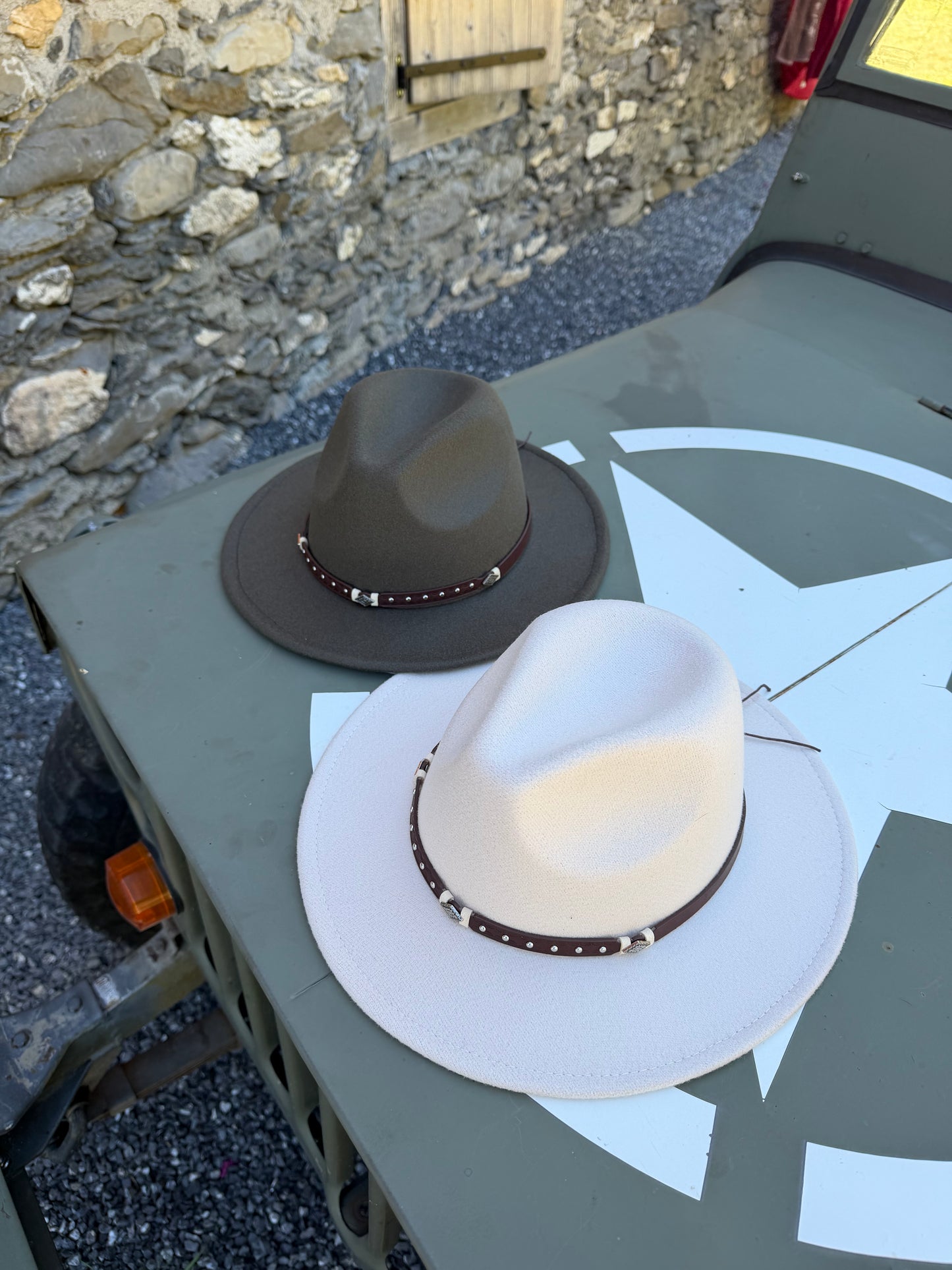 Chapeau PLAT