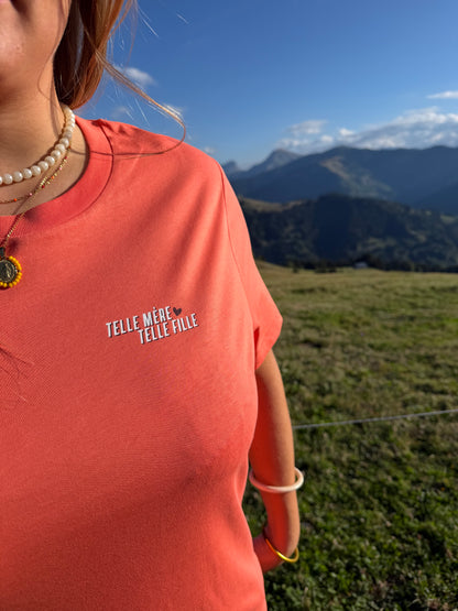 Tee-Shirt DAUGHTER OF A HUNTRESS