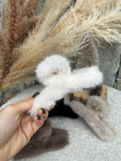 Pince à cheveux moumoute