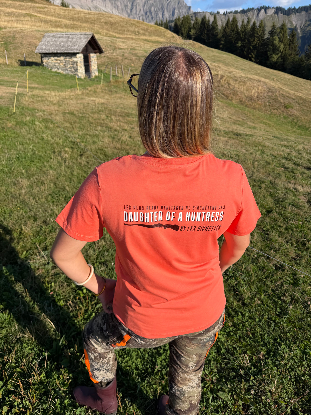Tee-Shirt DAUGHTER OF A HUNTRESS