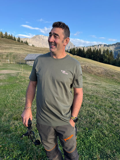 Tee-Shirt DAD OF A HUNTRESS