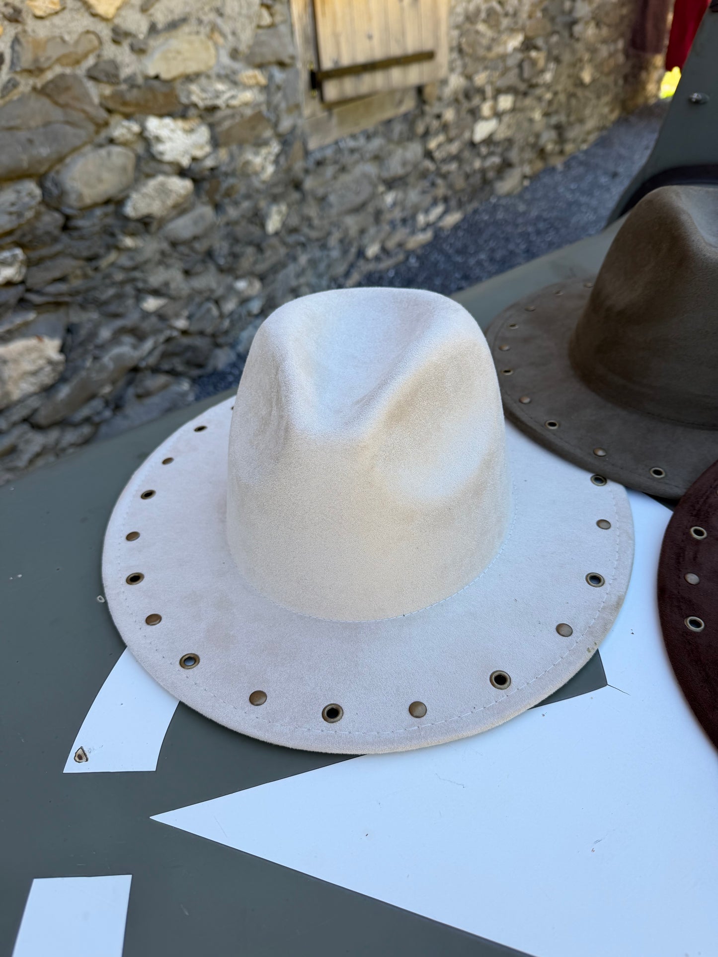 Chapeau CLOUTÉ
