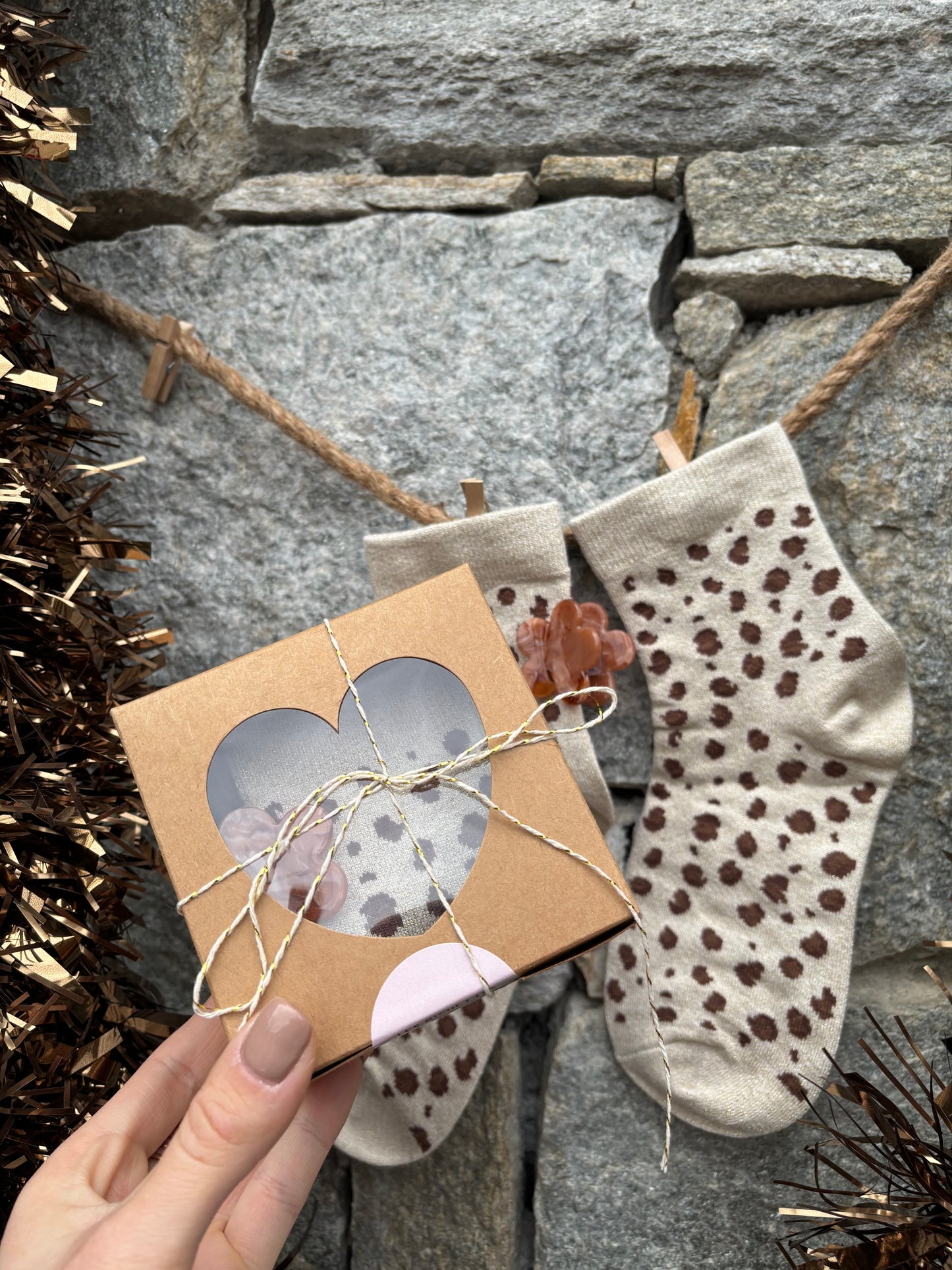 Coffret CHAUSSETTES LÉOPARD ET SA PINCE