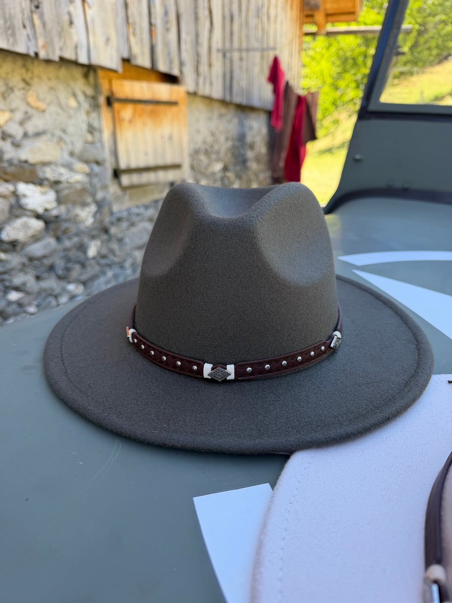 Chapeau PLAT