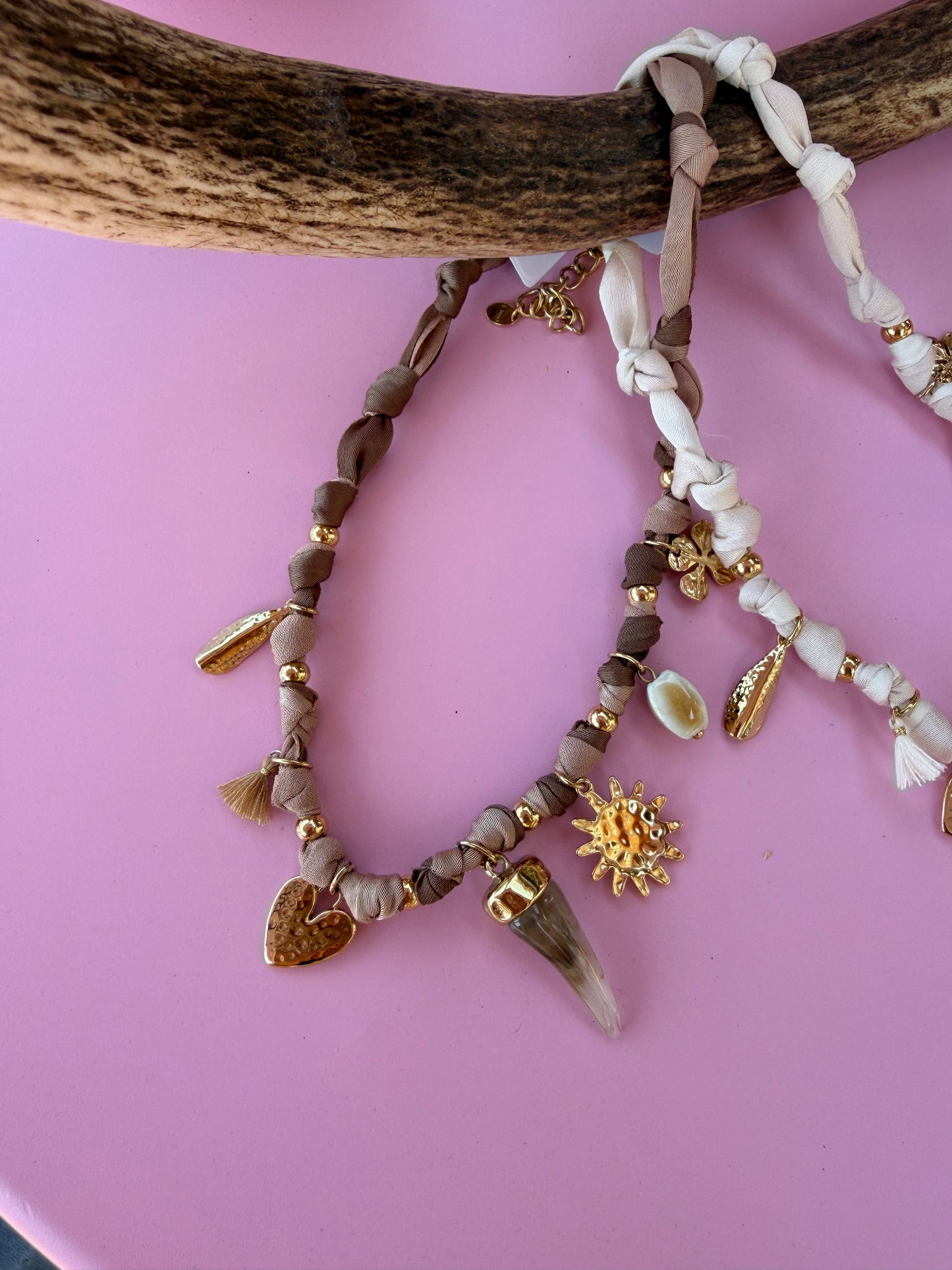 Collier charms