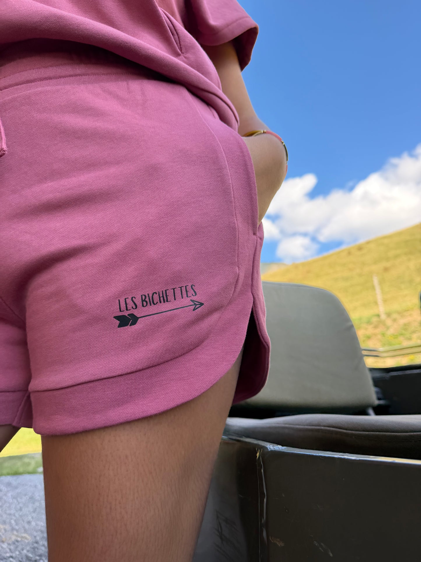 Short LES BICHETTES
