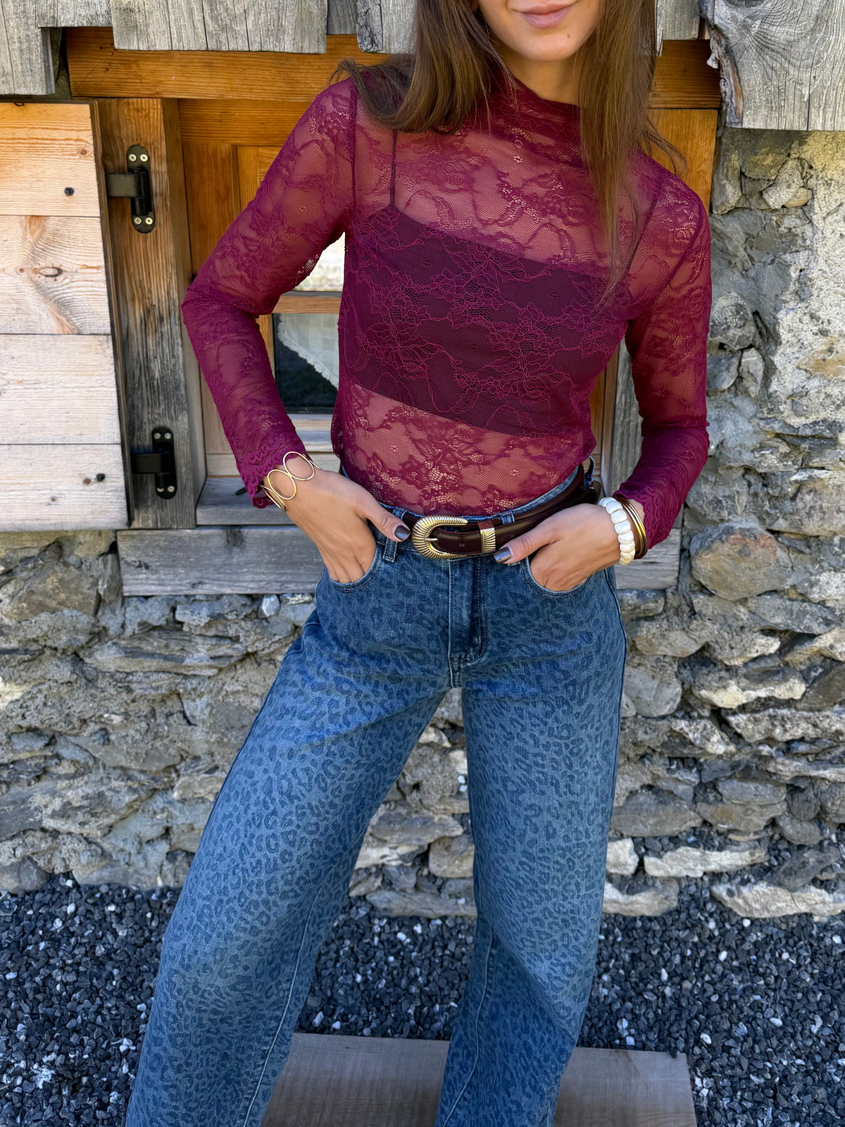 Top JOLYNE