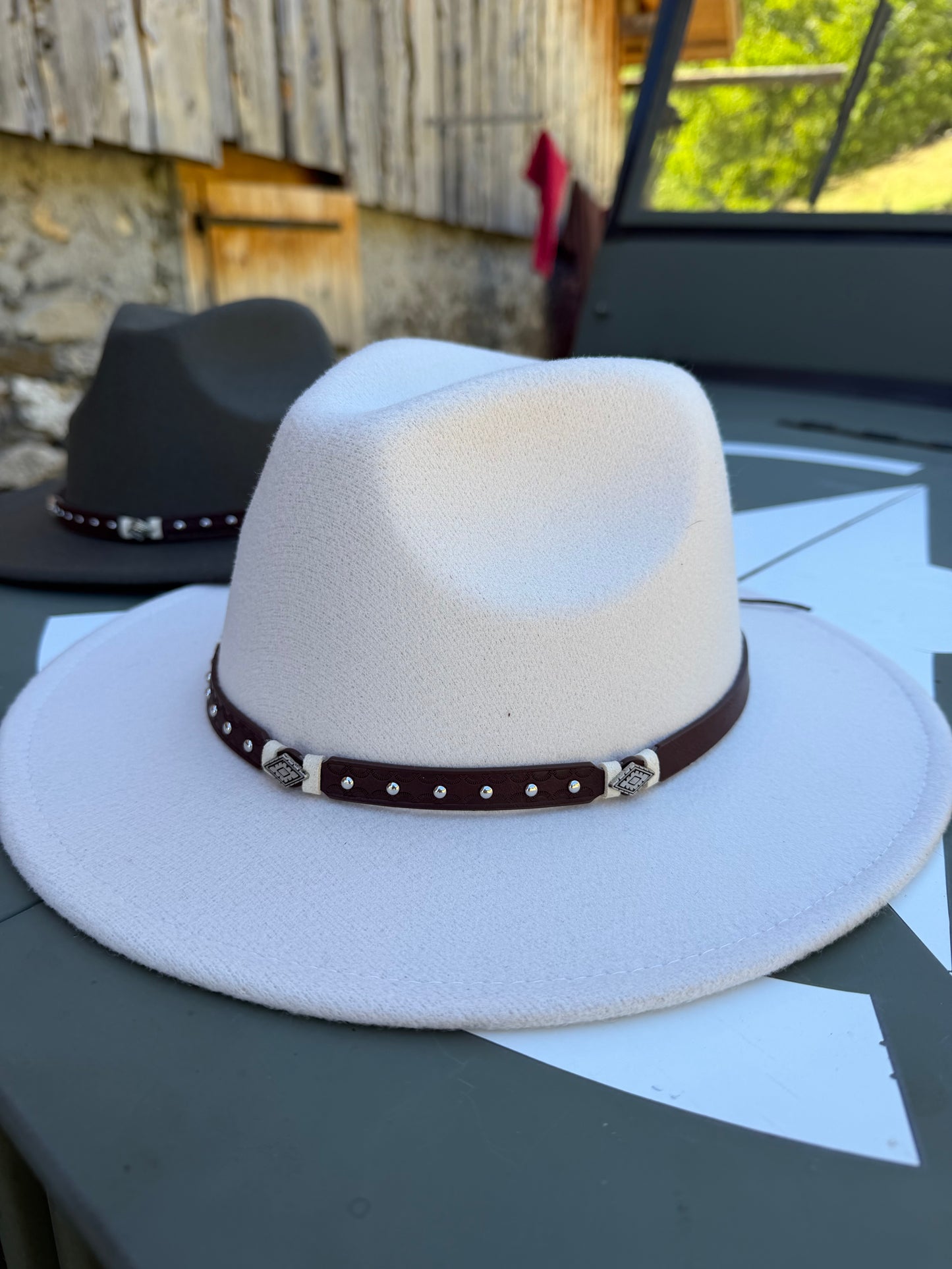 Chapeau PLAT