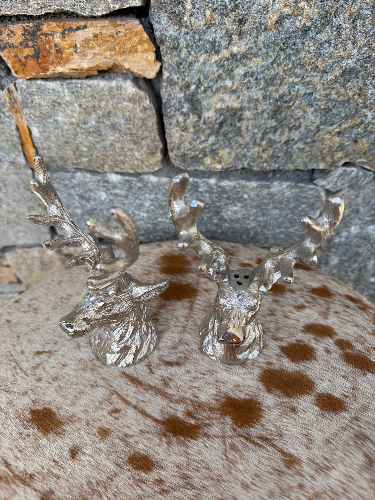 Salière et poivrière CERF