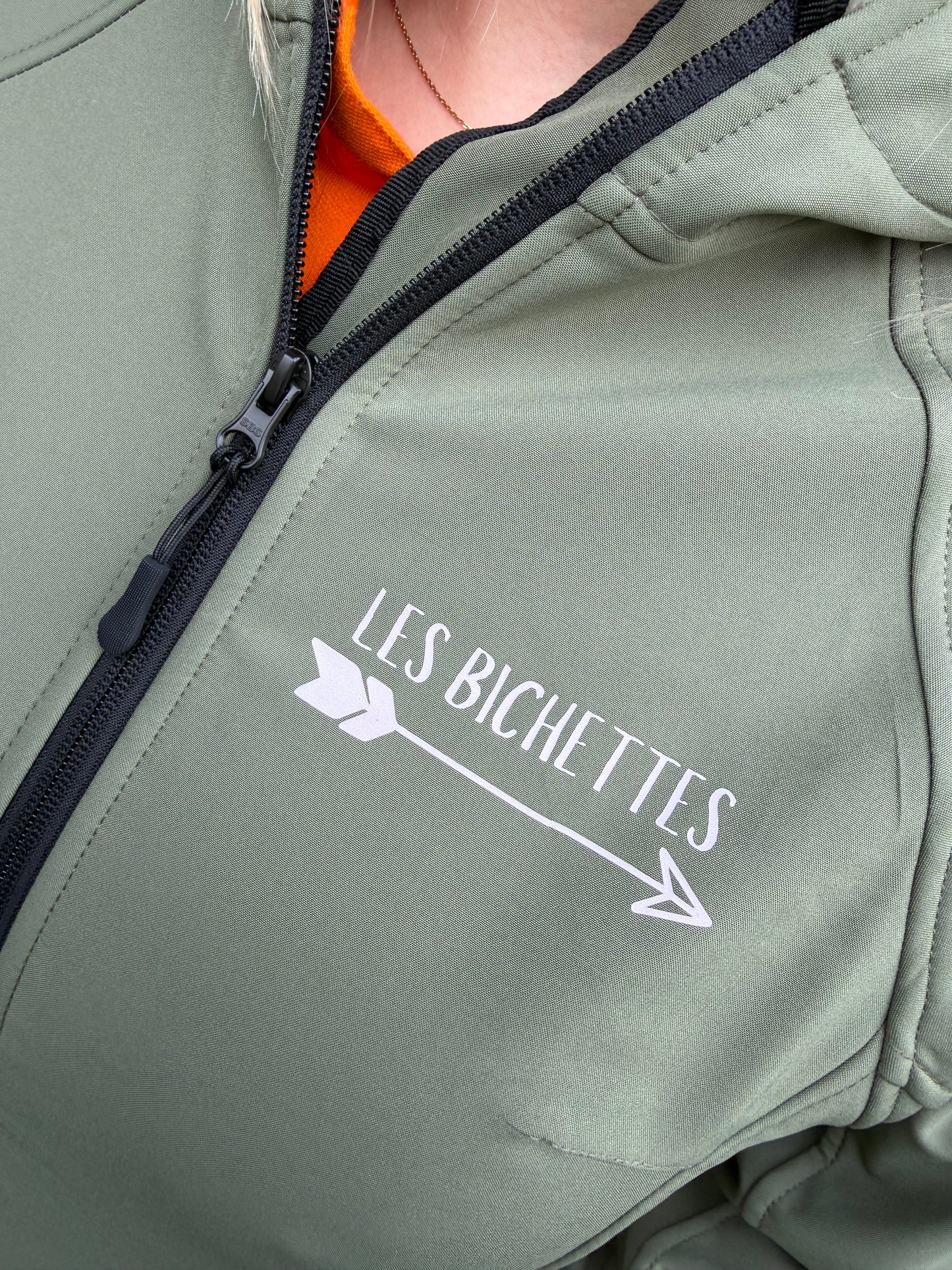 Softshell TRAQUEUSE LES BICHETTES