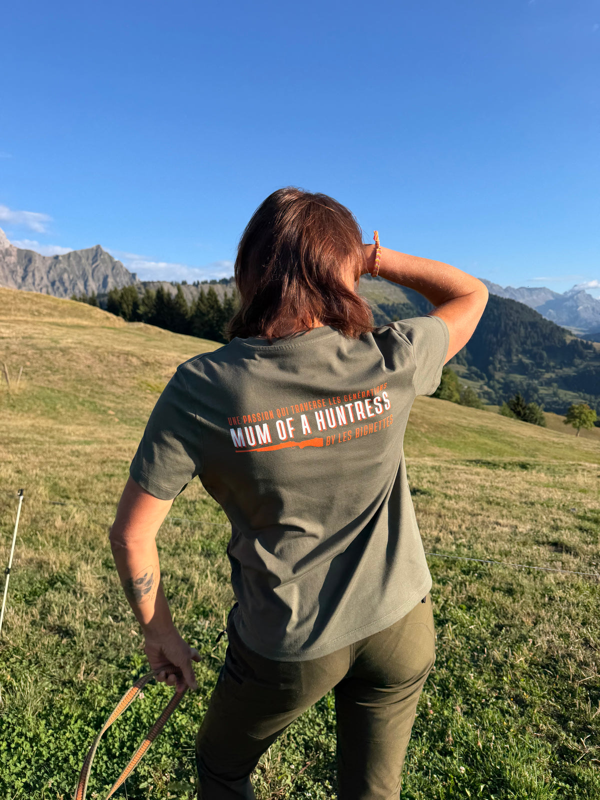 Tee-Shirt MUM OF A HUNTRESS