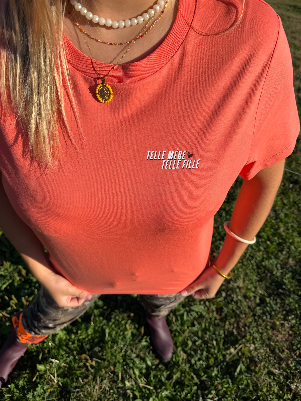 Tee-Shirt DAUGHTER OF A HUNTRESS