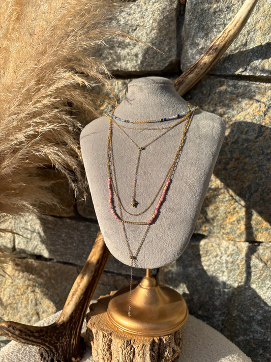 Collier multi-rangs