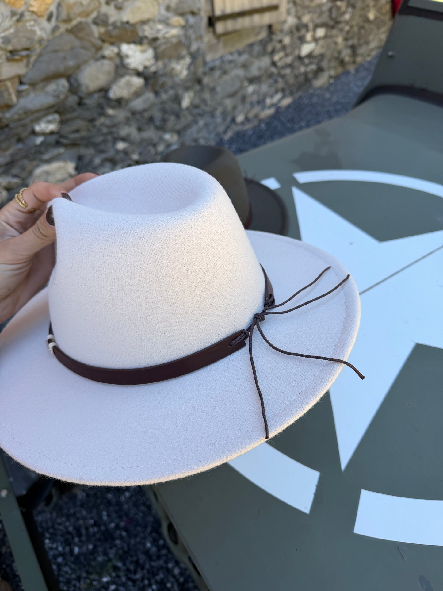 Chapeau PLAT