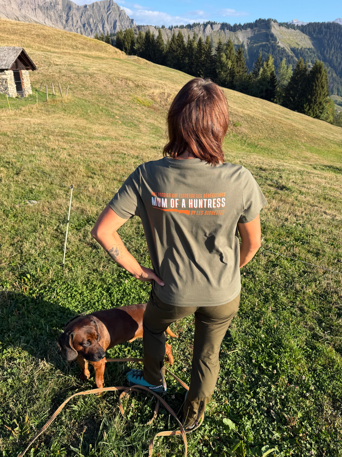 Tee-Shirt MUM OF A HUNTRESS