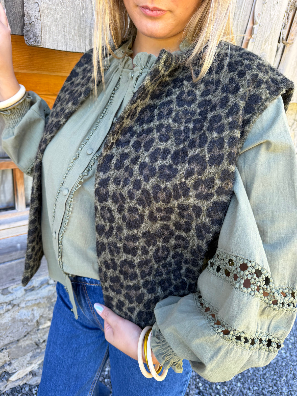 Gilet sans manches LOUNA léopard  🇮🇹